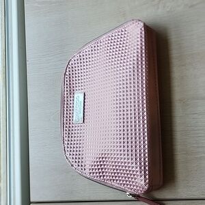 NWOT Jimmy Choo pink make-up bag‎